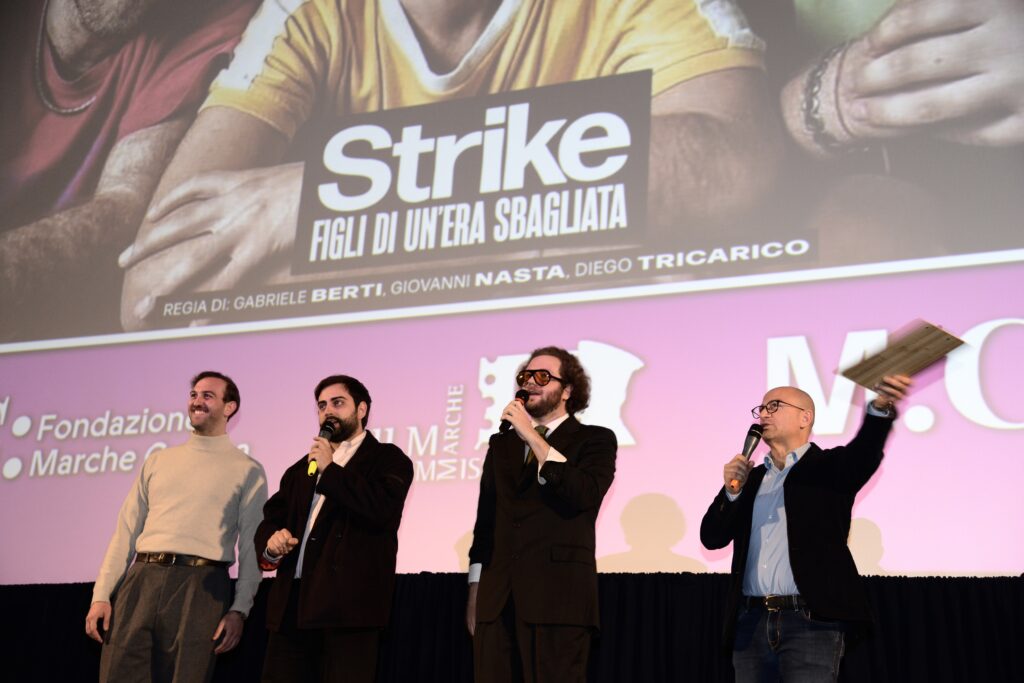 strike figli era sbagliata anteprima macerata 
