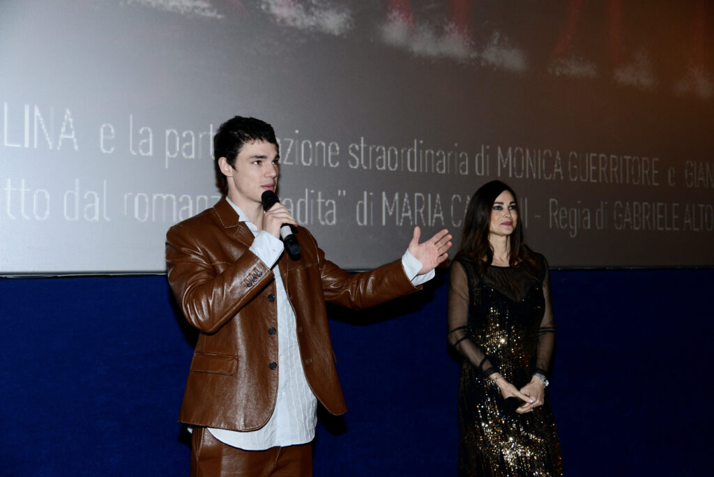 marche manuela arcuri tradita anteprima